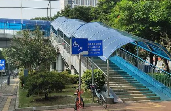水蜜桃在线视频观看耐力板在安裝時可以直接打螺絲嗎
